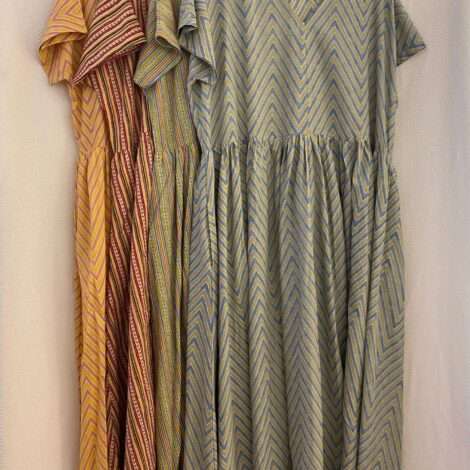 Vestido pico estampado