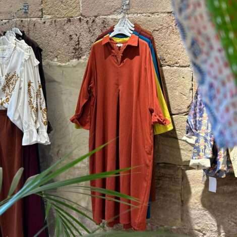 Vestido evasé botón