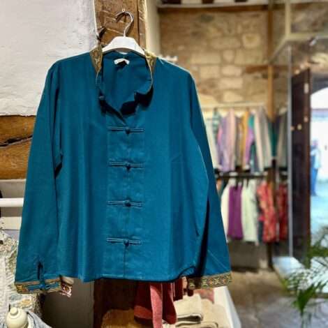 Blusa corte oriental