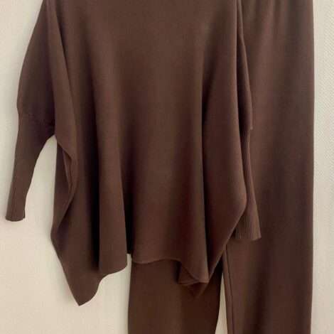 WhatsApp Image 2025-10-29 at 11.56.00