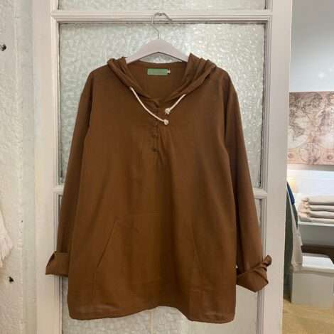Camisa capucha