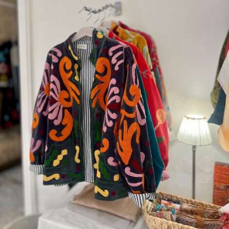 Chaqueta terciopelo bordada