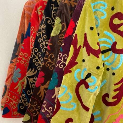 Chaqueta terciopelo bordada