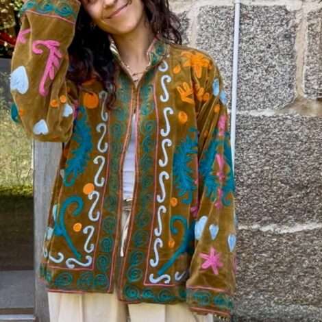 Chaqueta terciopelo bordada
