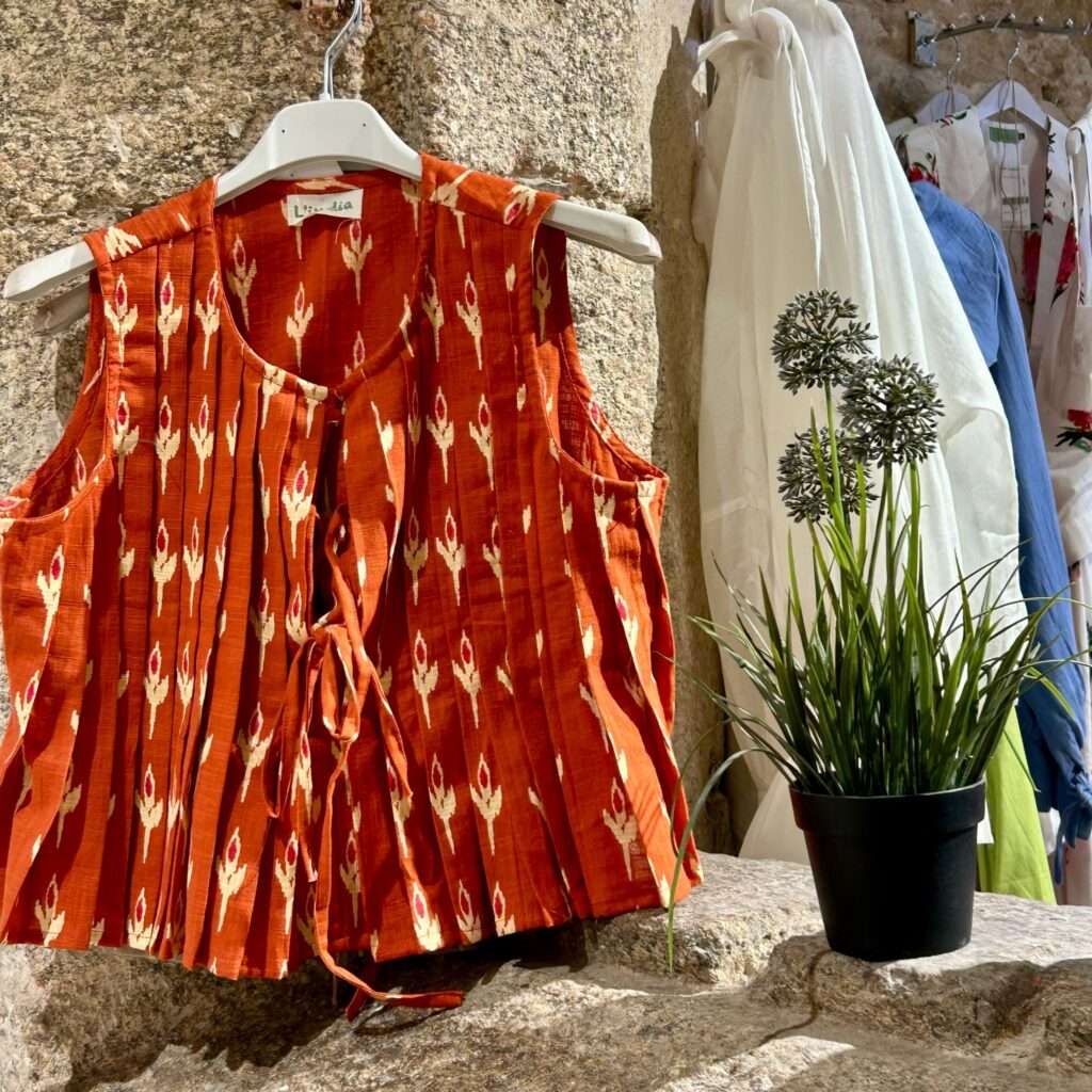 Tops y camisetas 