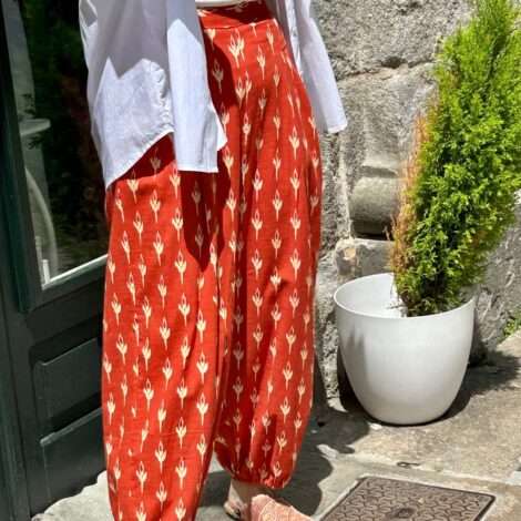 Pantalón bombacho estampado