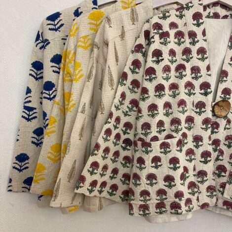 Chaqueta corta botón