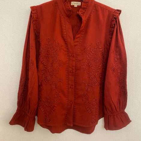 Blusa bordada volante