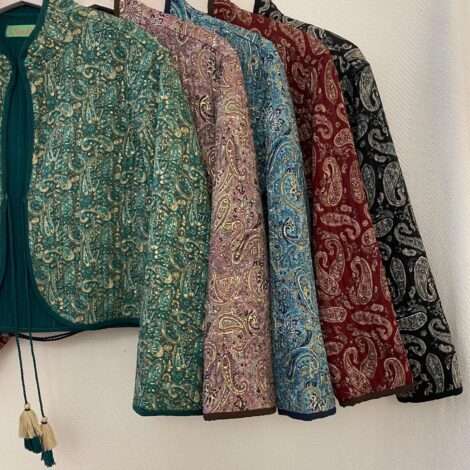 Chaqueta quilted cordones